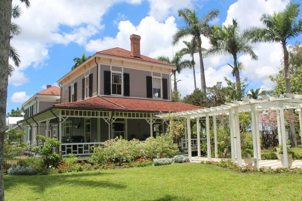 Turner Pest Control to Fumigate Historical Edison and Ford Winter Estates